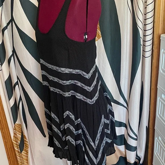 Free People Black and Gray Patterned Top - Picture 3 of 6